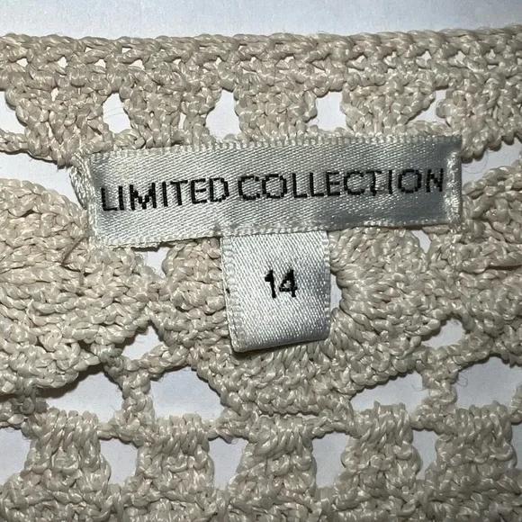 Crochet Sheer Cream Cover Up Women’s Size Medium - Picture 7 of 8